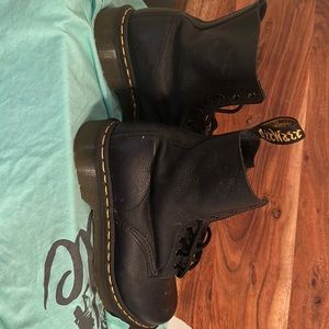 Dr. Marten Pascal boots